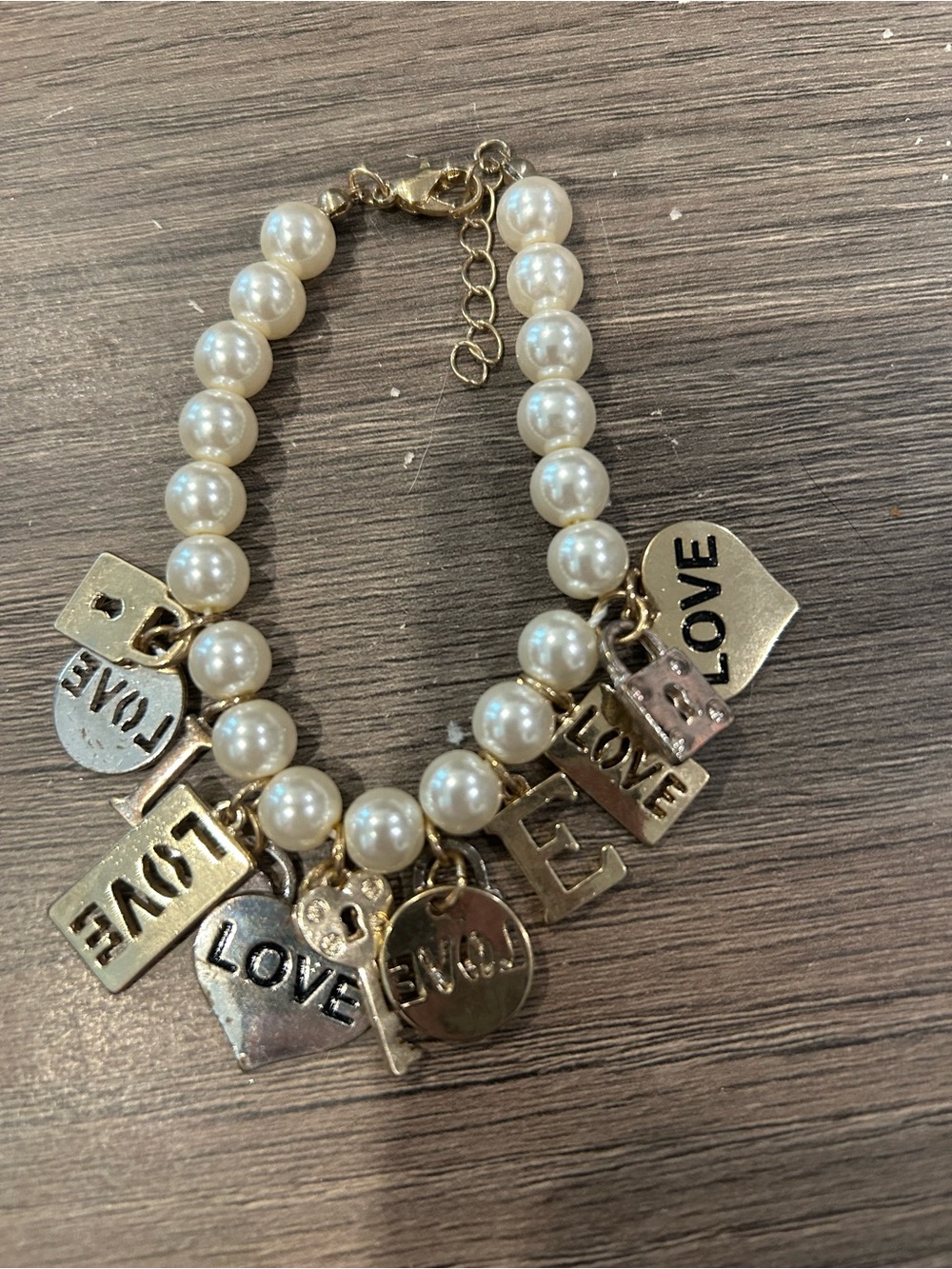 Charm bracelet - Picture 2 of 2